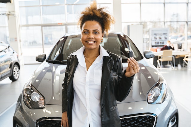 Leasing vs. Buying a New Car: A Comprehensive Guide