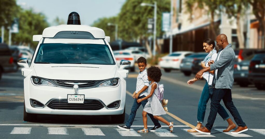 Waymo vehicles pull over in California due to fog