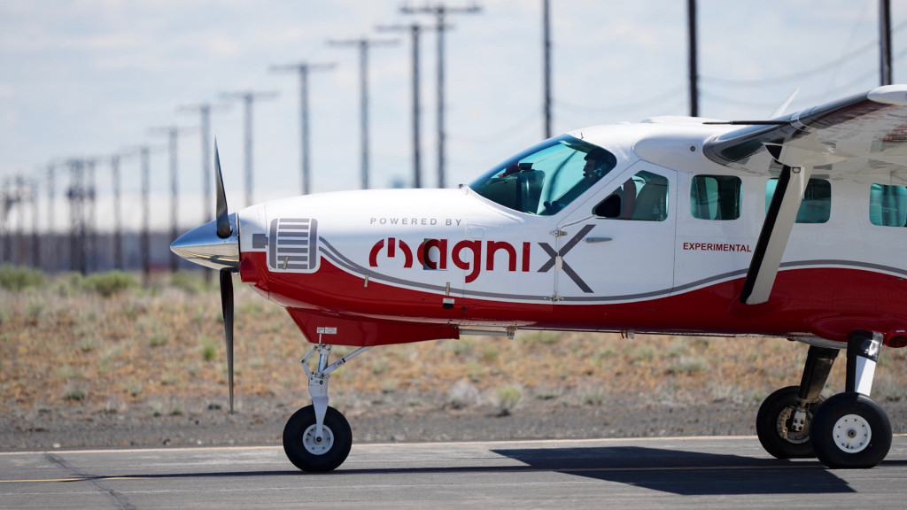 Electric Cessna Caravan (Photo by MagniX)