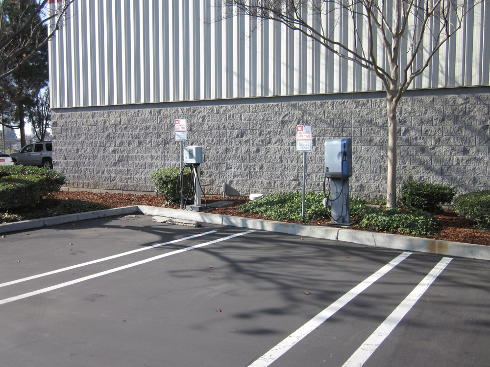 Costco has no plans to add EV charging as a traffic-driver