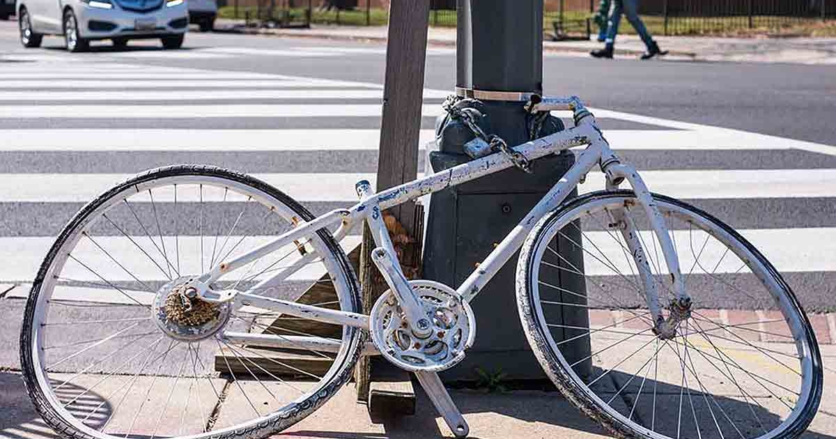 SUVs more dangerous to cyclists than cars, IIHS study shows