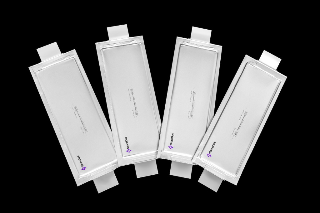 StoreDot sample batteries