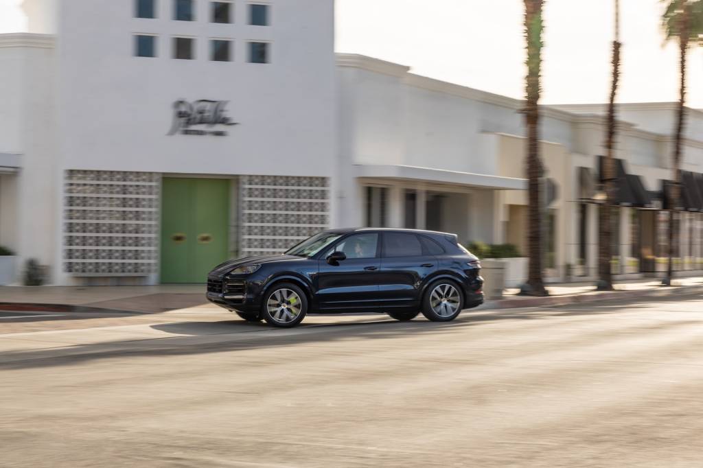 2024 Porsche Cayenne E-Hybrid