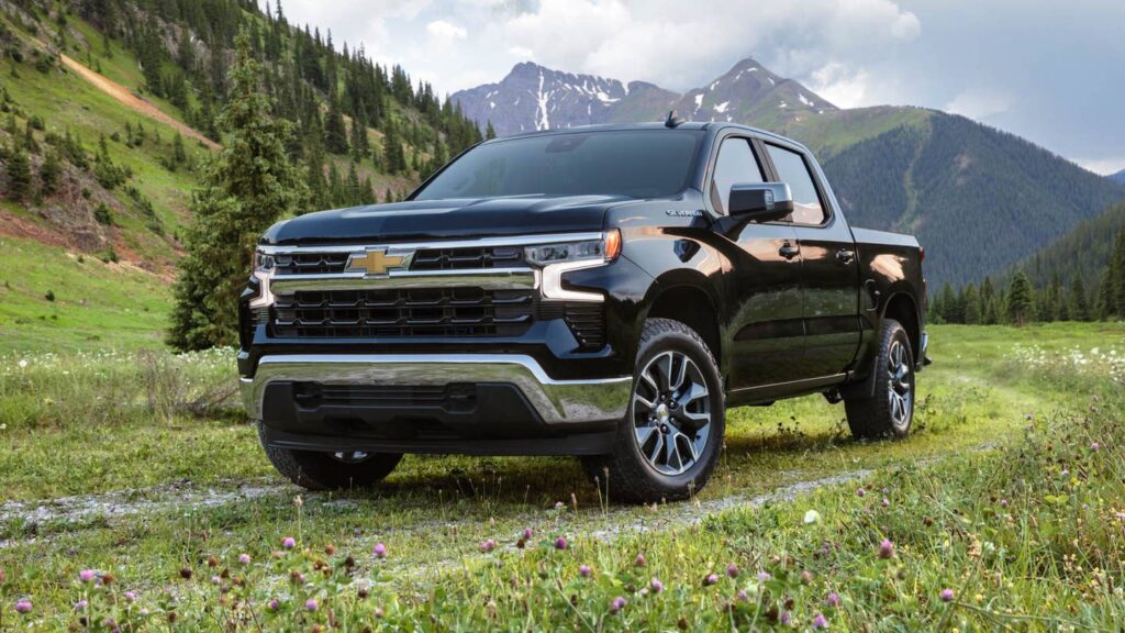 GM Developing Smaller Version of 2.7L Four-Cylinder Truck Engine: Report