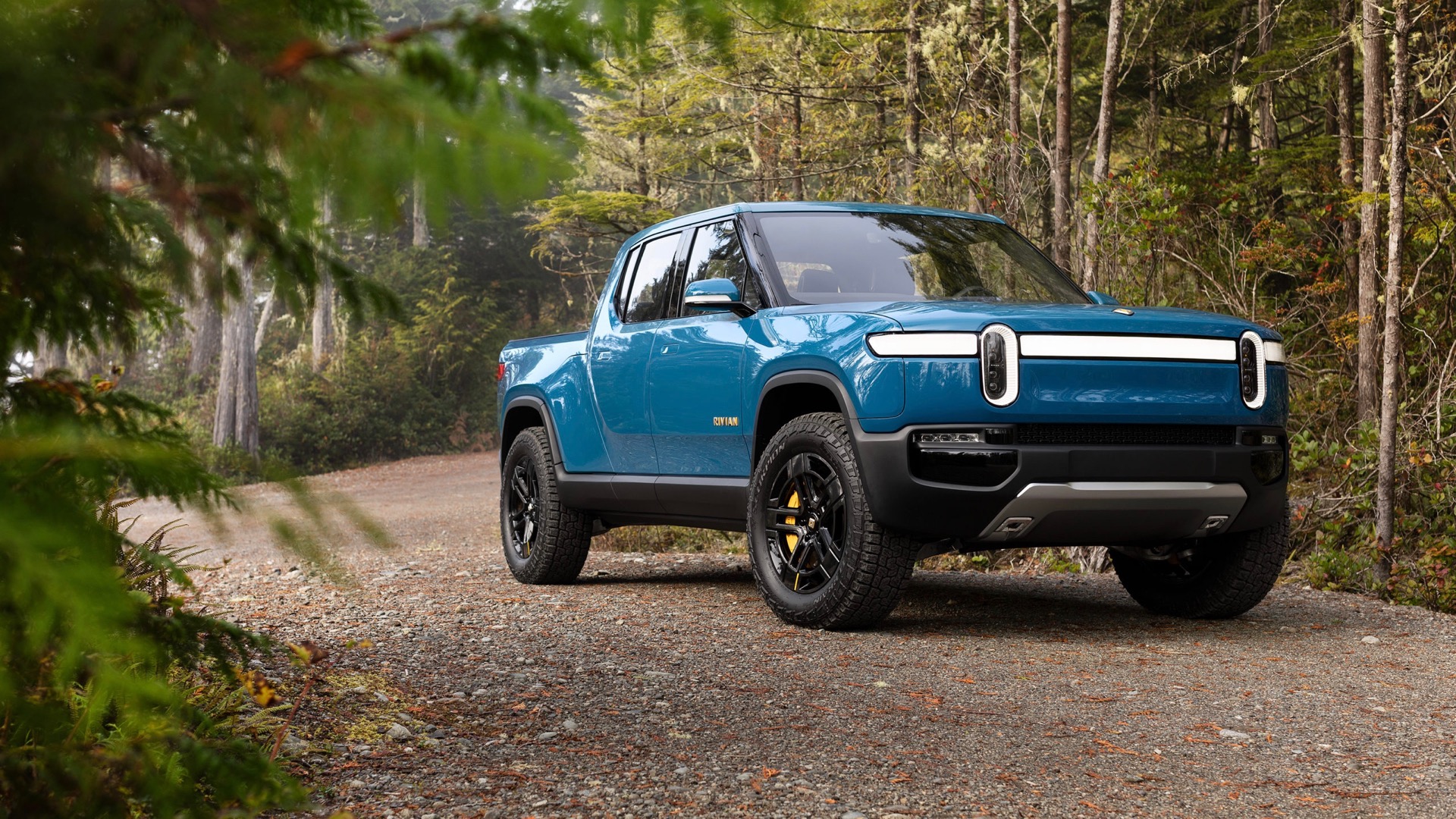 Rivian Tank Turn update, Kia EV6 Light returns, EVs from Africa and Italy: Today’s Car News