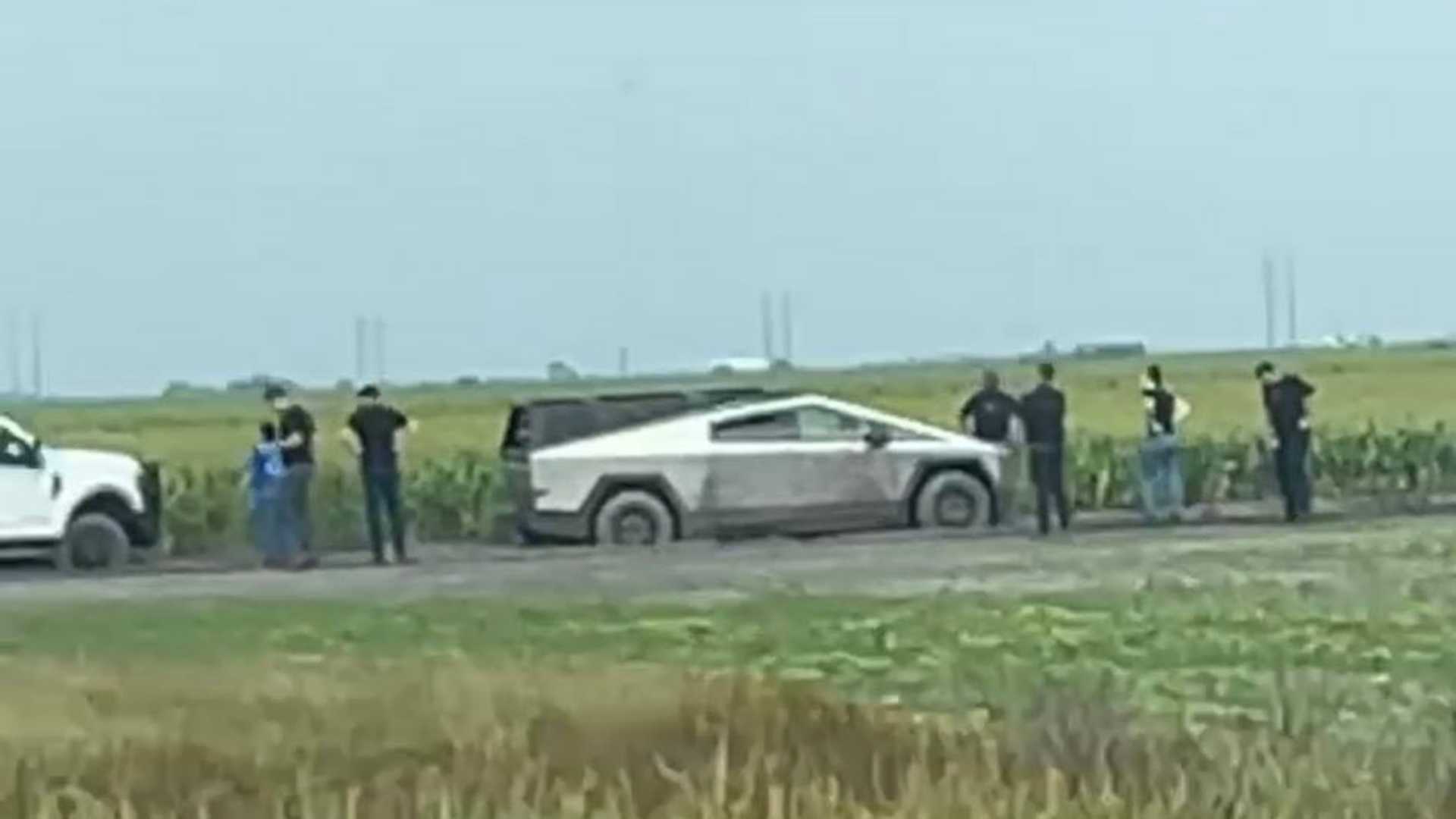 Video Shows Tesla Cybertruck Stuck In A Field In Rural Texas