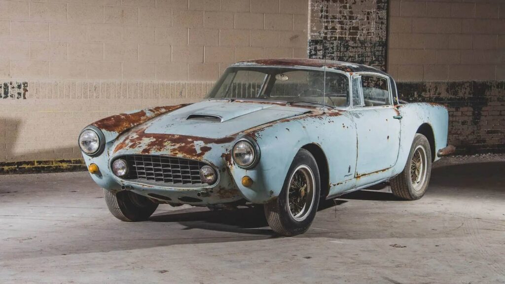 Ultimate Barn Find of 20 Vintage Ferraris Will be Auctioned at No Reserve