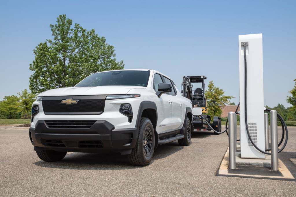 2024 Chevrolet Silverado EV WT