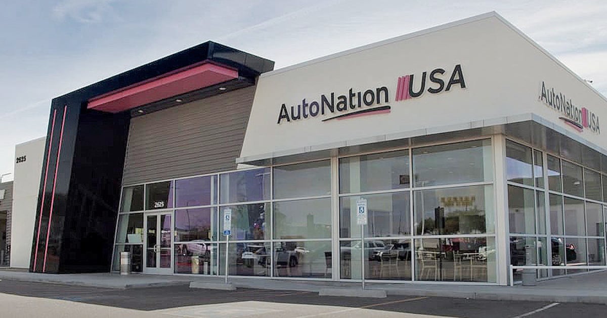 AutoNation's Q2 net income slips nearly 30 percent; shares fall