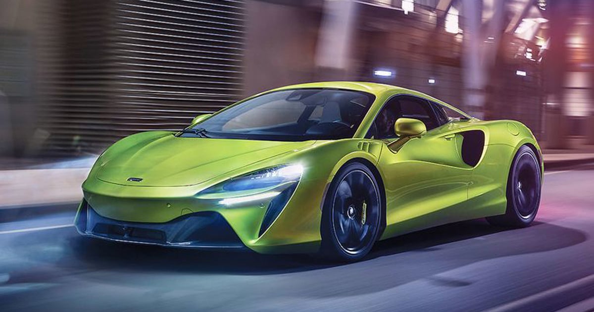 McLaren delays Artura plug-in hybrid an average of four months