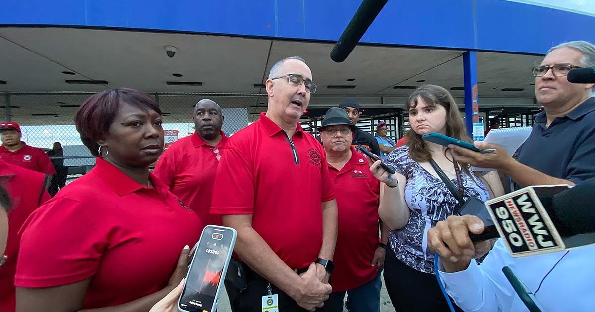 UAW seeks Washington backing to pressure Detroit 3 in labor talks