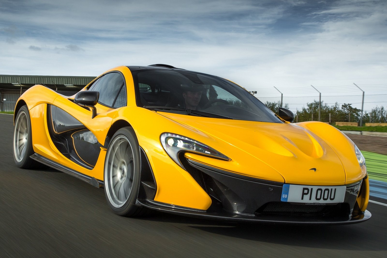 McLaren P1 Successor Won't Chase EV Hypercar Power Figures