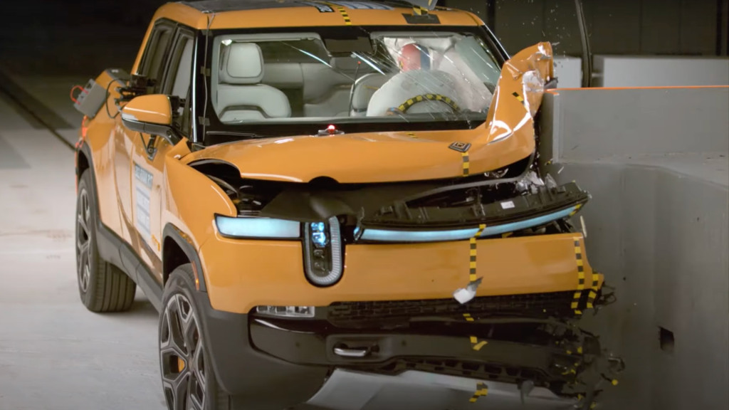 2022 Rivian R1T IIHS crash testing