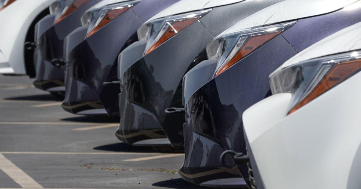 Dealerships on track to sell more new vehicles in 2023