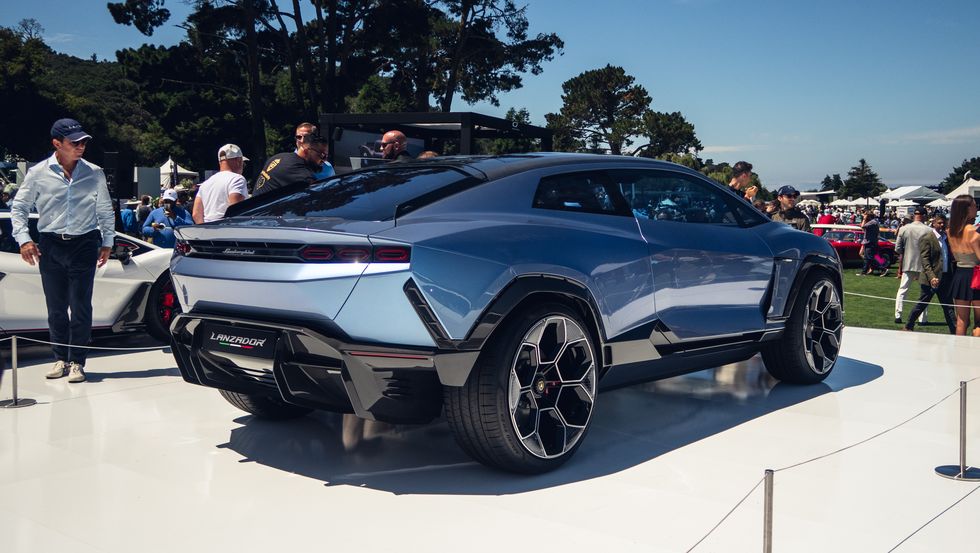 lamborghini lanzador concept on stand