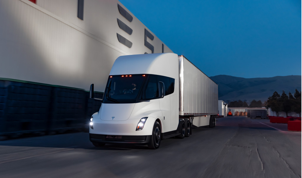 Tesla Semi (Courtesy of Tesla, Inc.)