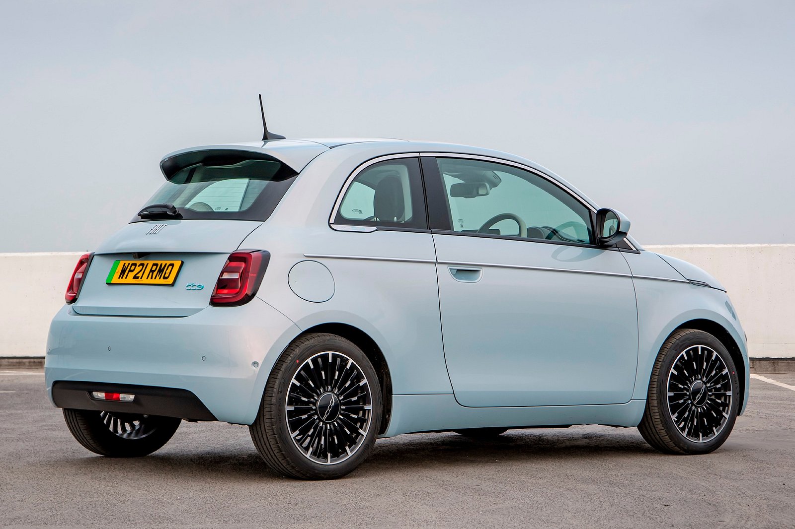 Fiat 500e Color Palette Adds Two Brand New Shades