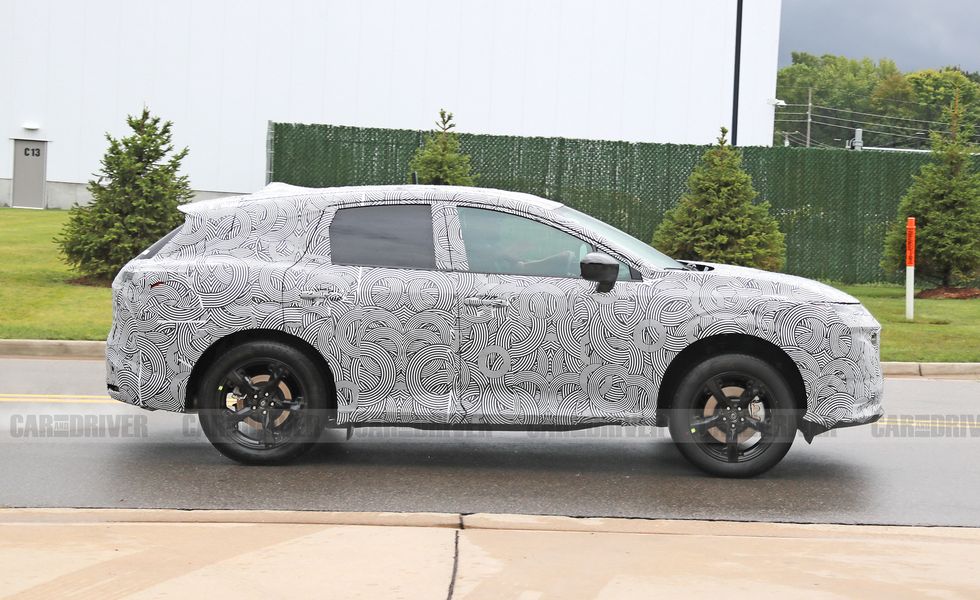 2025 nissan murano spied