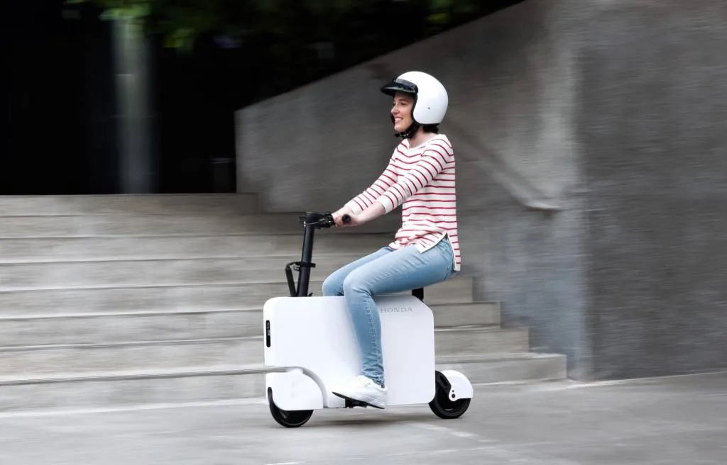 Honda Motocompacto folding electric scooter