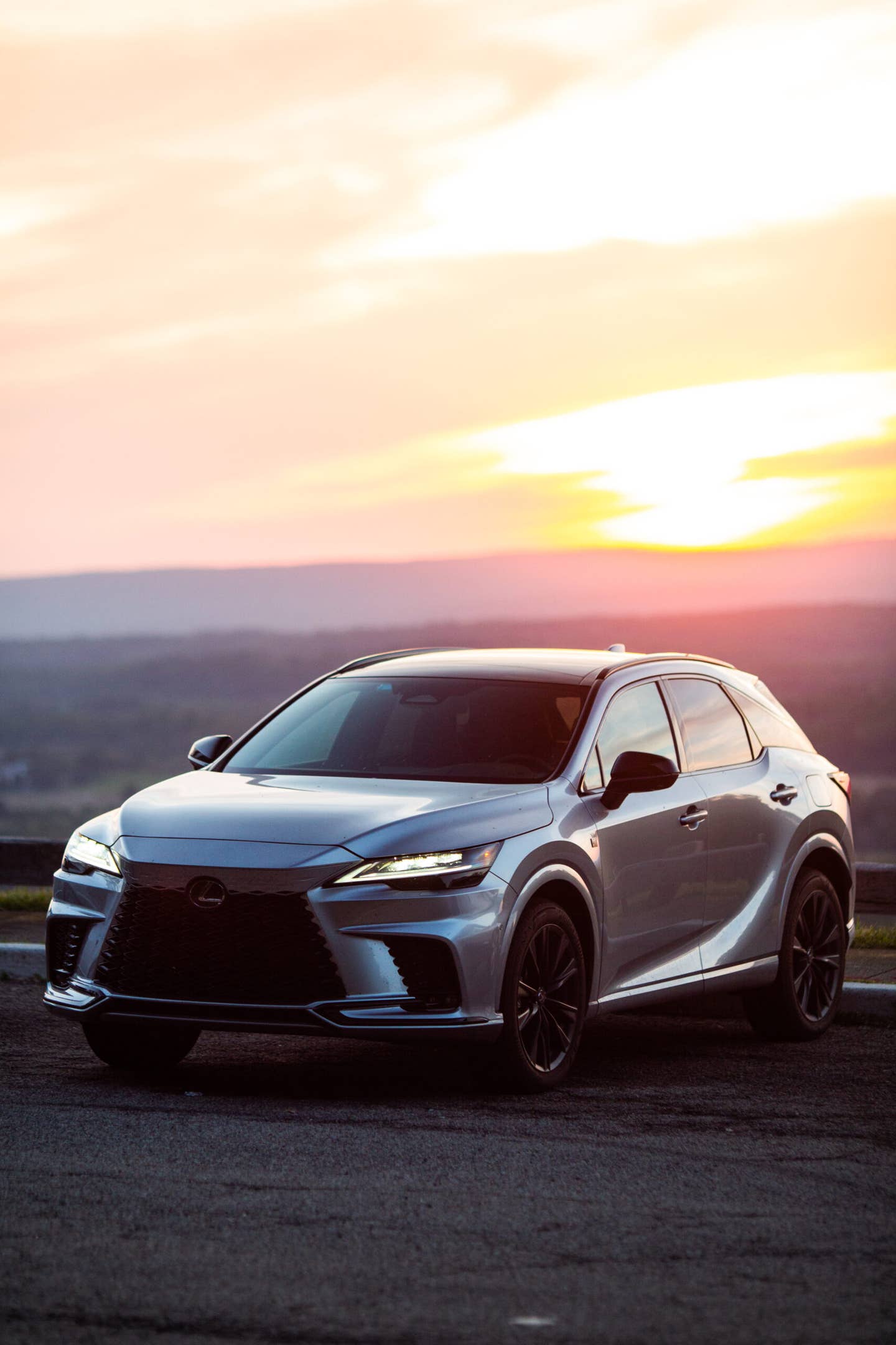 Lexus Reviews photo