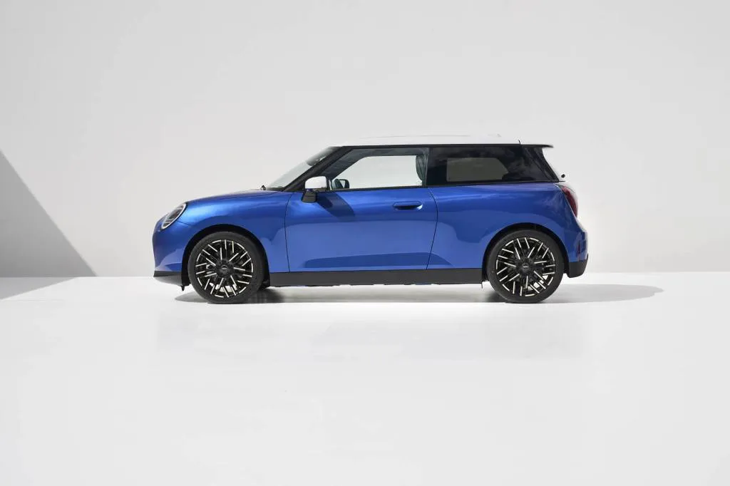 2025 Mini Cooper electric hatch