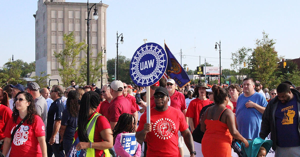 Here's how a UAW strike against the Detroit 3 could play out