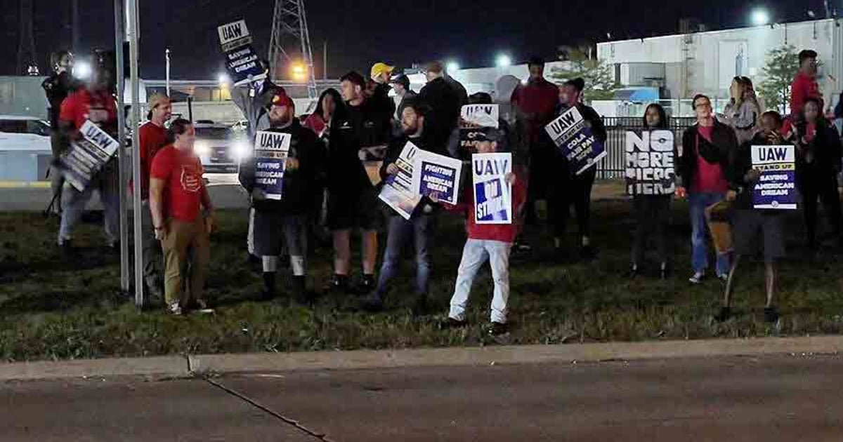 UAW begins historic strike against all 3 Detroit automakers