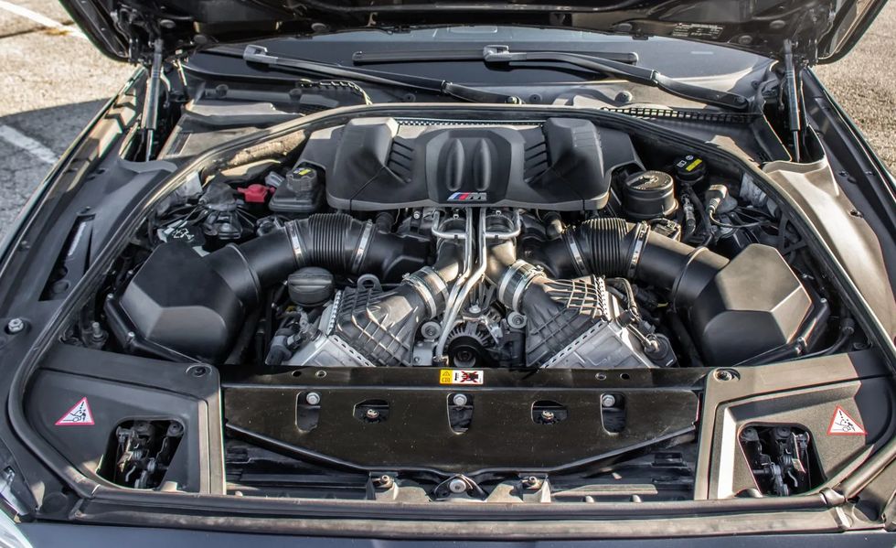 2015 bmw m5 competition engine