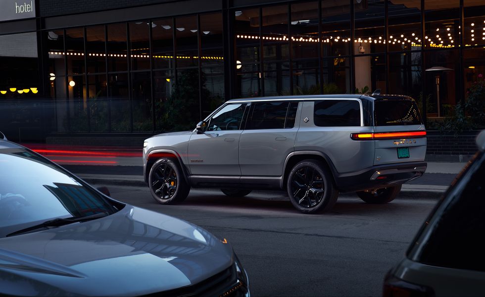 2022 rivian r1s launch edition