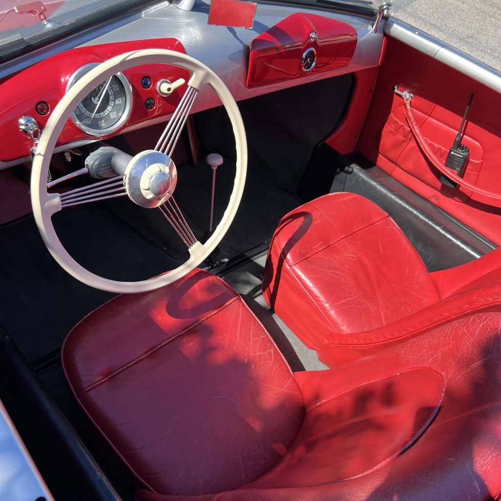 interior 356