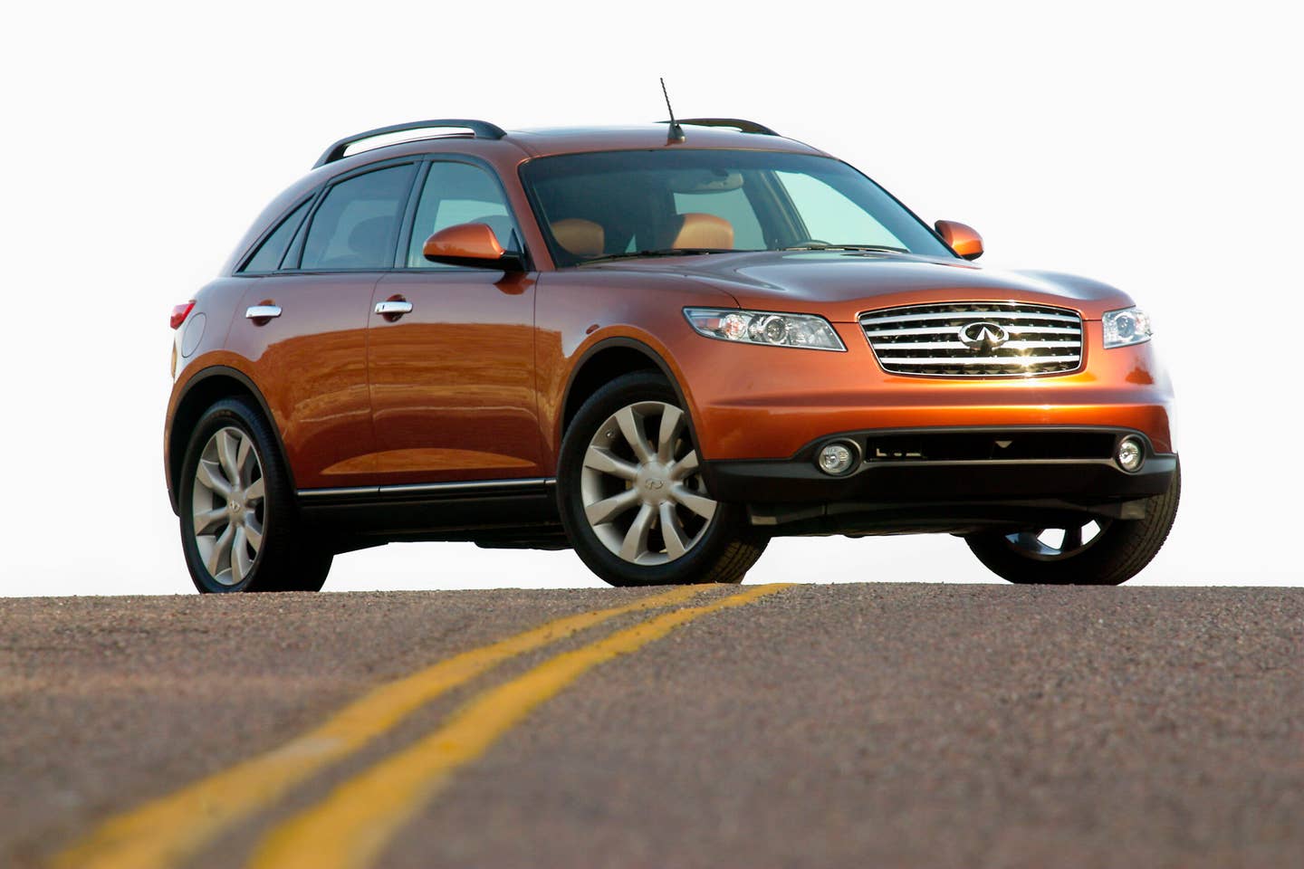 2003 Infiniti FX. <em>Infiniti</em>