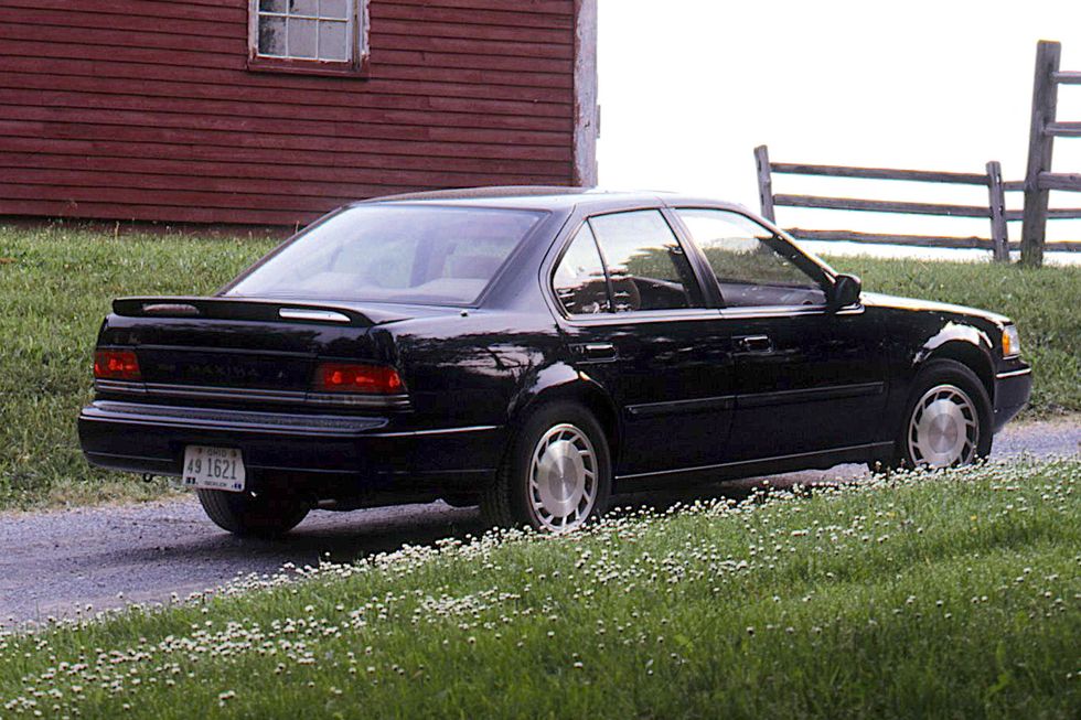 1991 nissan maxima se