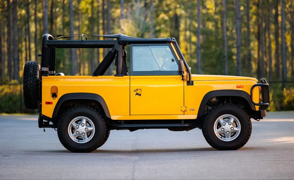 1994 land rover defender 90 nas 5 speed side profile