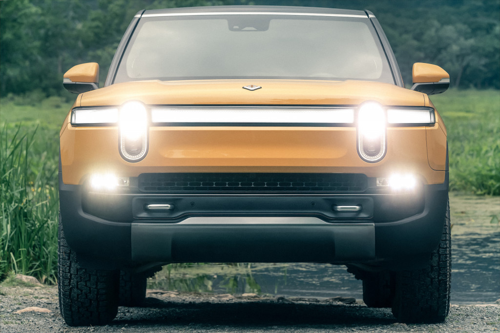 2023 Rivian R1S