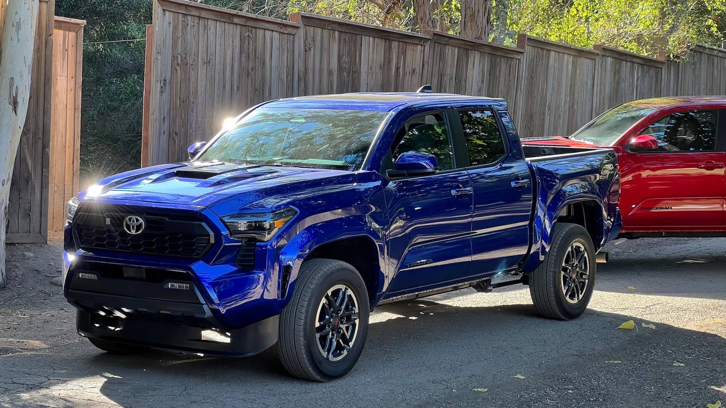 Toyota Tacoma photo