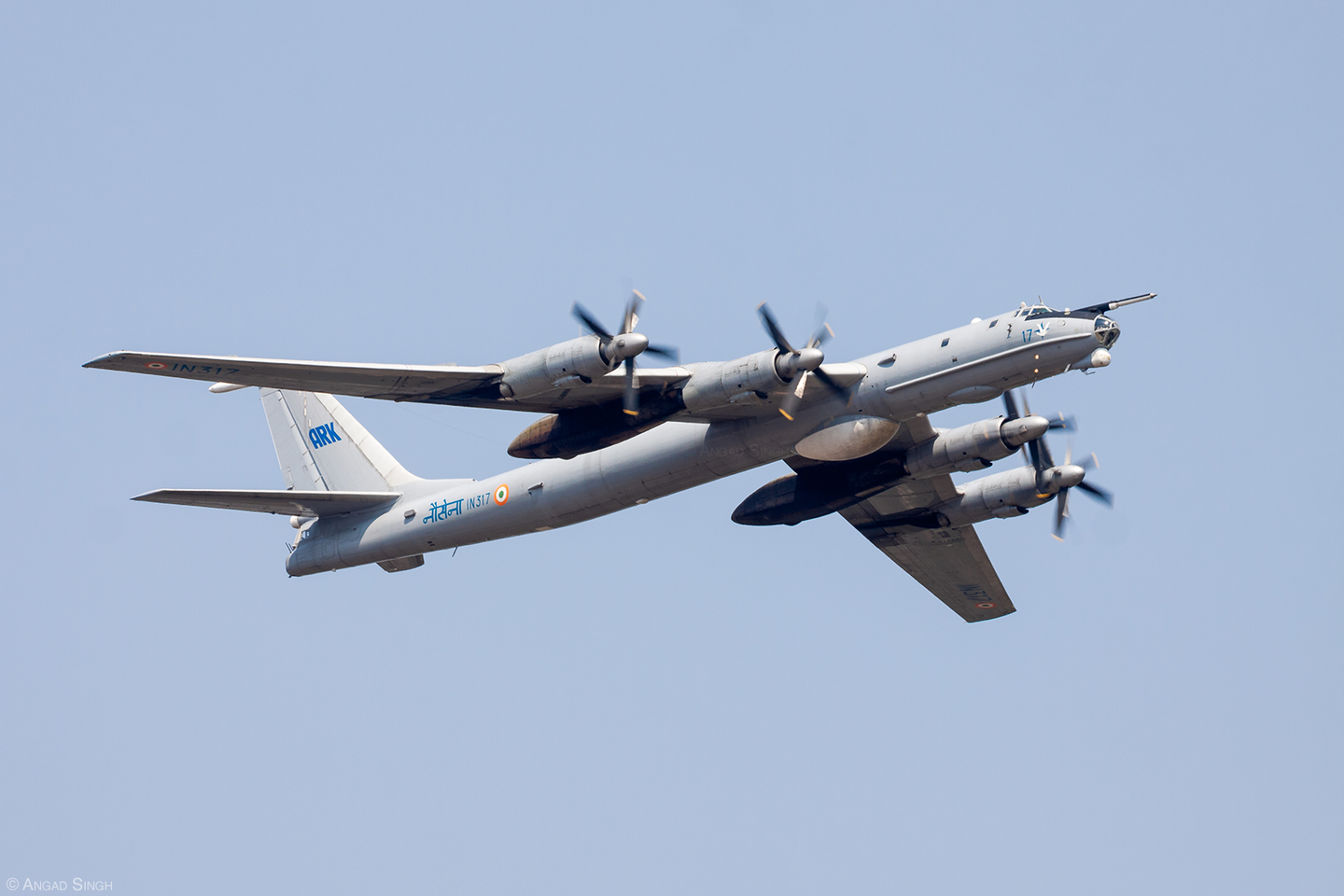 The final Tu-142 flypast on March 29, 2017. <em>Angad Singh</em>