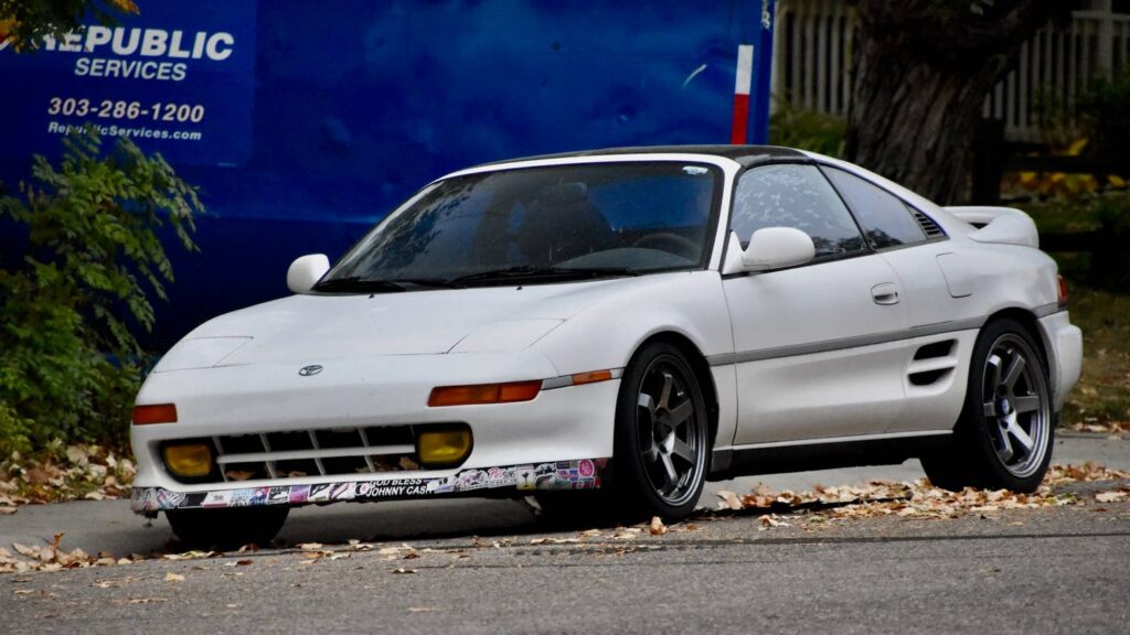 Stolen: Please Help Me Find My 1991 Toyota MR2 Turbo