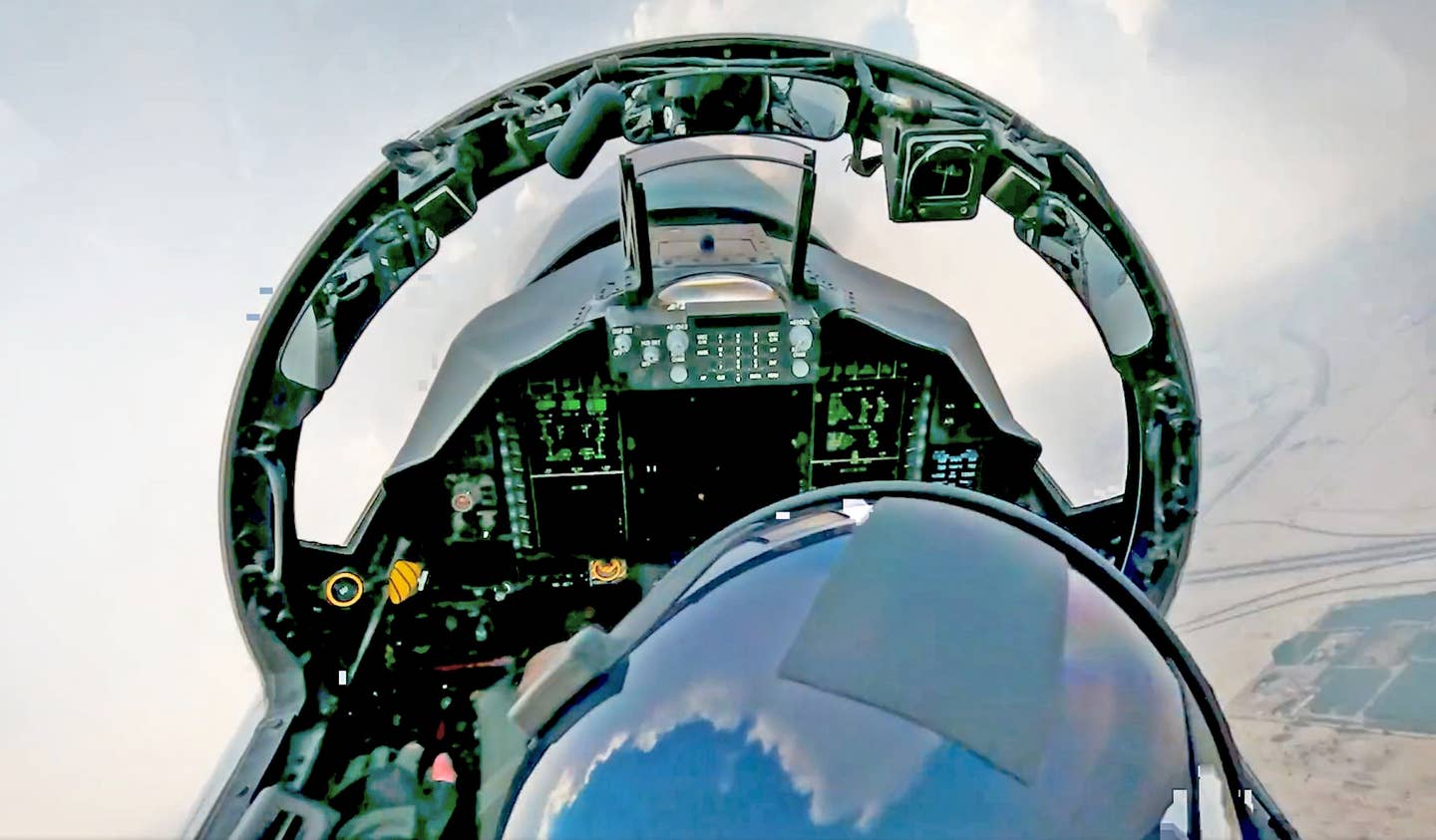 <em>Boeing capture</em>