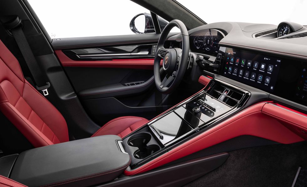 2024 porsche panamera interior