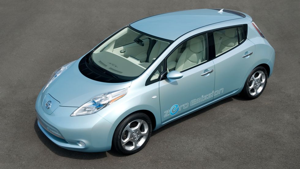 2010 nissan leaf