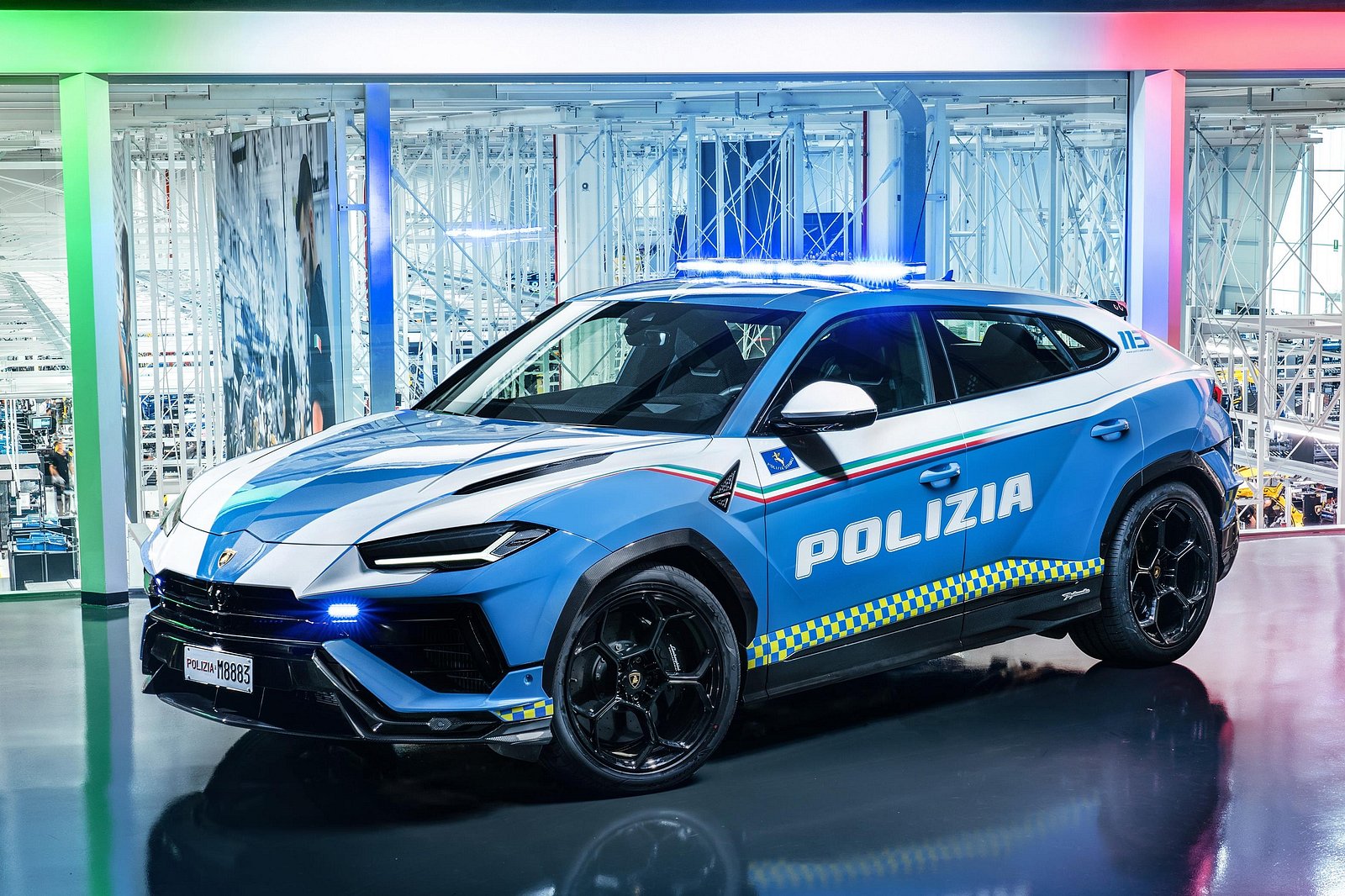 Lamborghini Urus Performante Blesses Italian Police Force