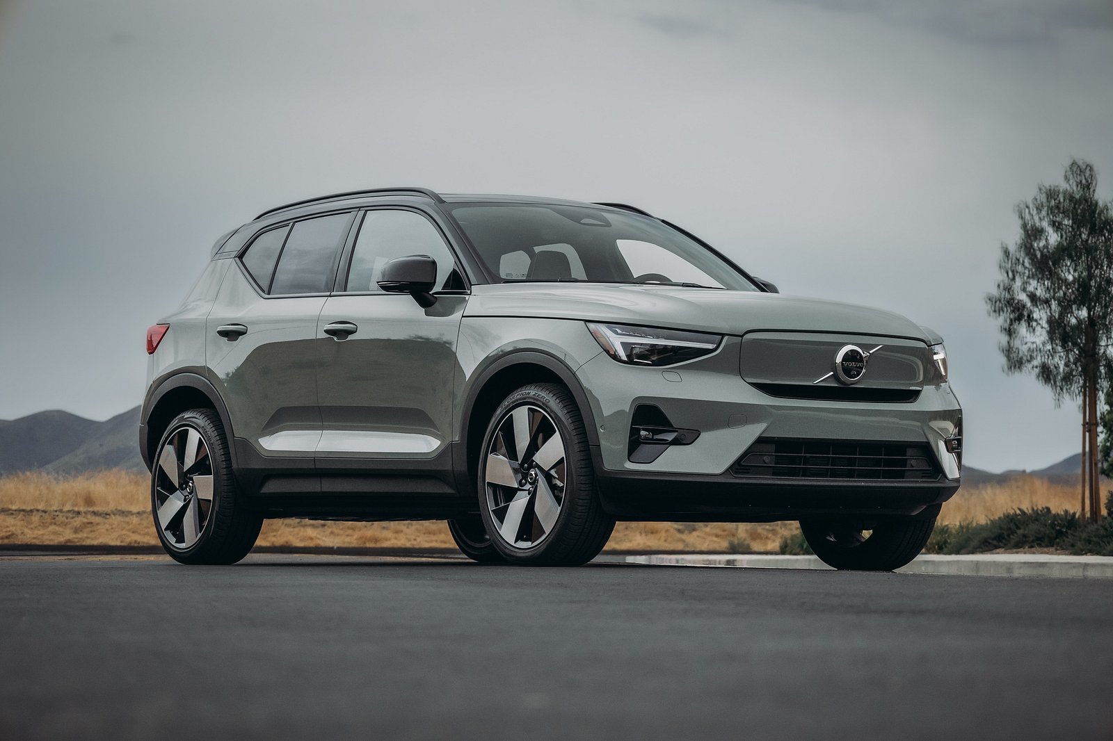 Driven: 2023 Volvo XC40 Recharge Is Peak City Slicking