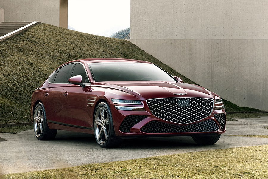 Facelifted Genesis G80 Misses Out On New 409-HP Engine