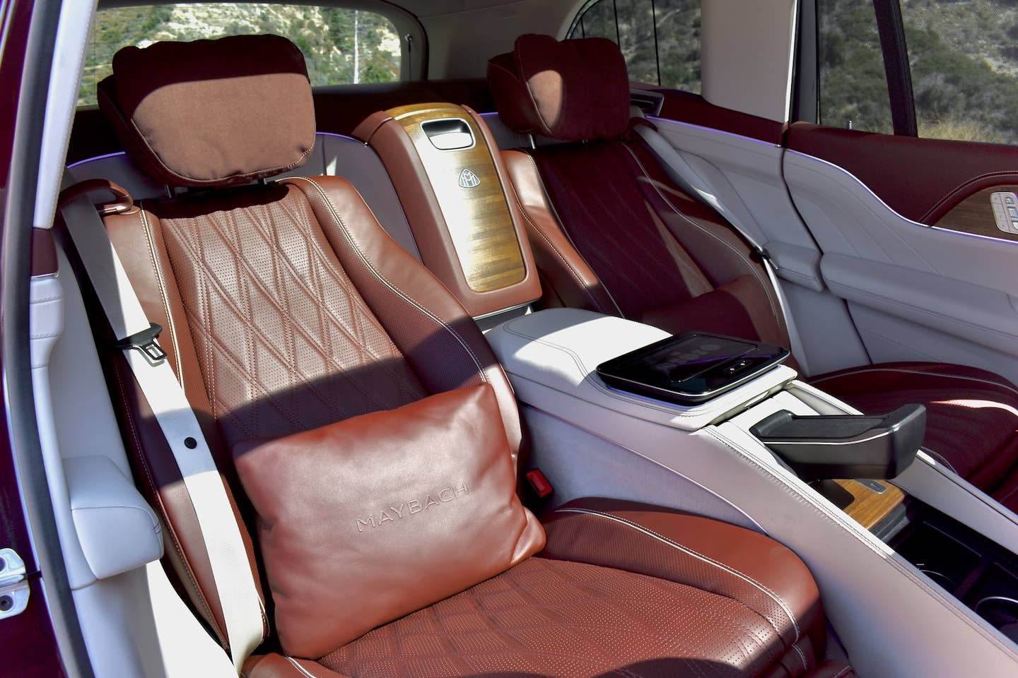 2024 Mercedes-Maybach GLS 600 rear seats