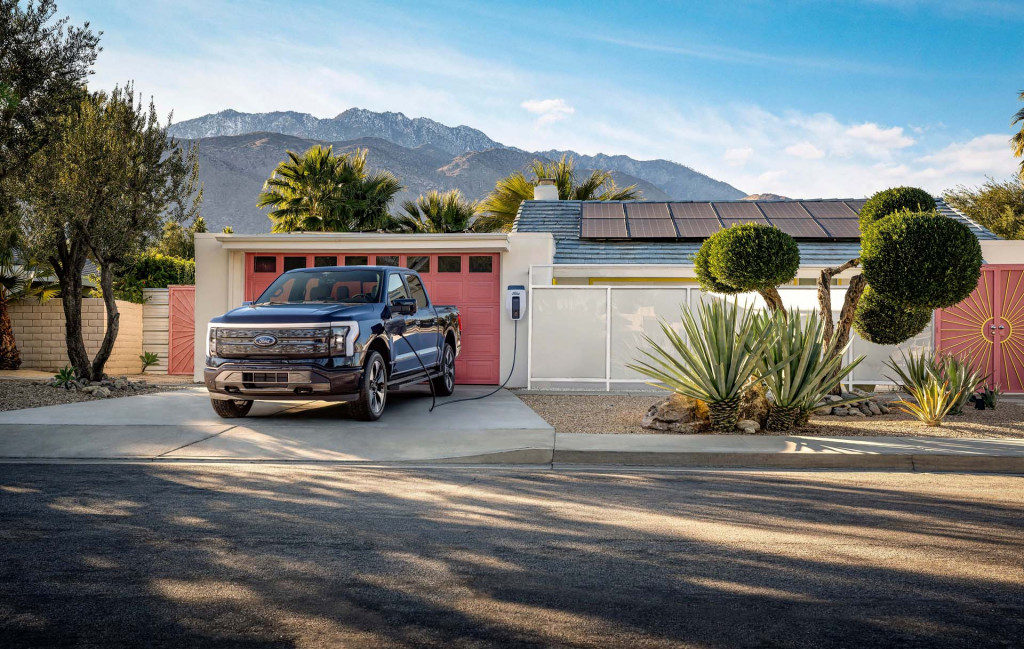 Ford Intelligent Backup Power - F-150 Lightning