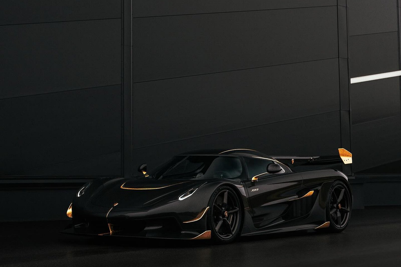 Latest Koenigsegg Jesko Attack Has Strong Agera RS Phoenix Vibes