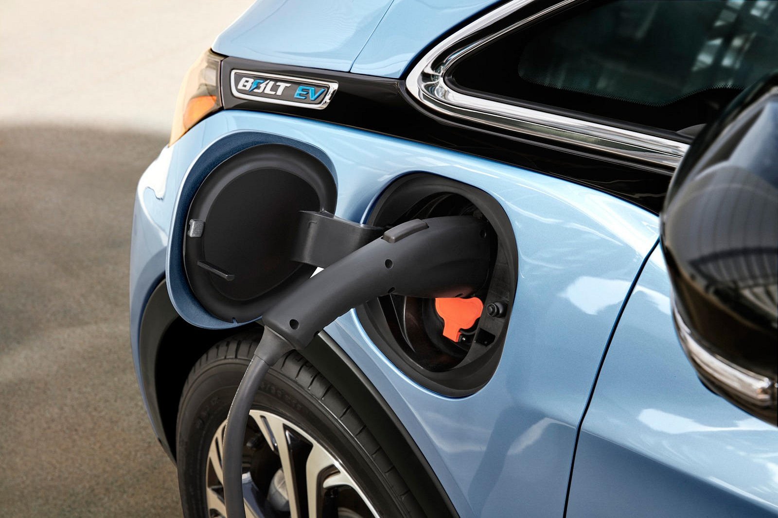 White House Spends $623 Million On More EV Chargers And Hydrogen Stations