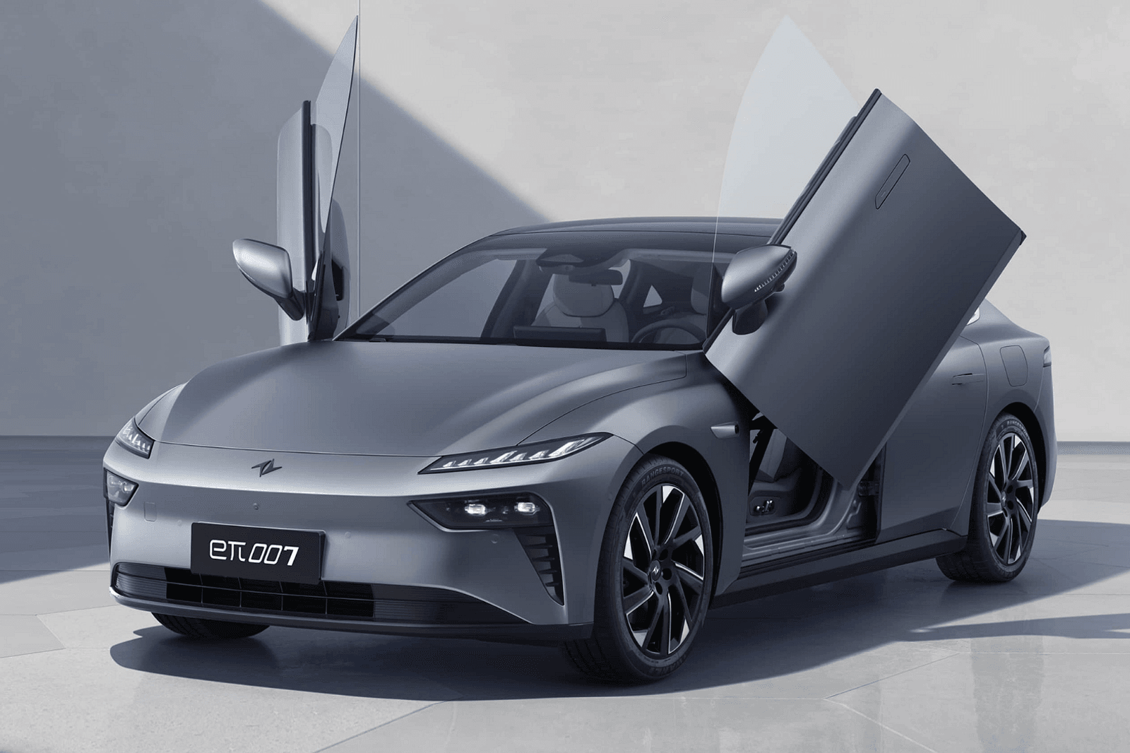 Dongfeng eπ 007 EV Revealed With Scissor Doors And Sub-$25K Price Tag