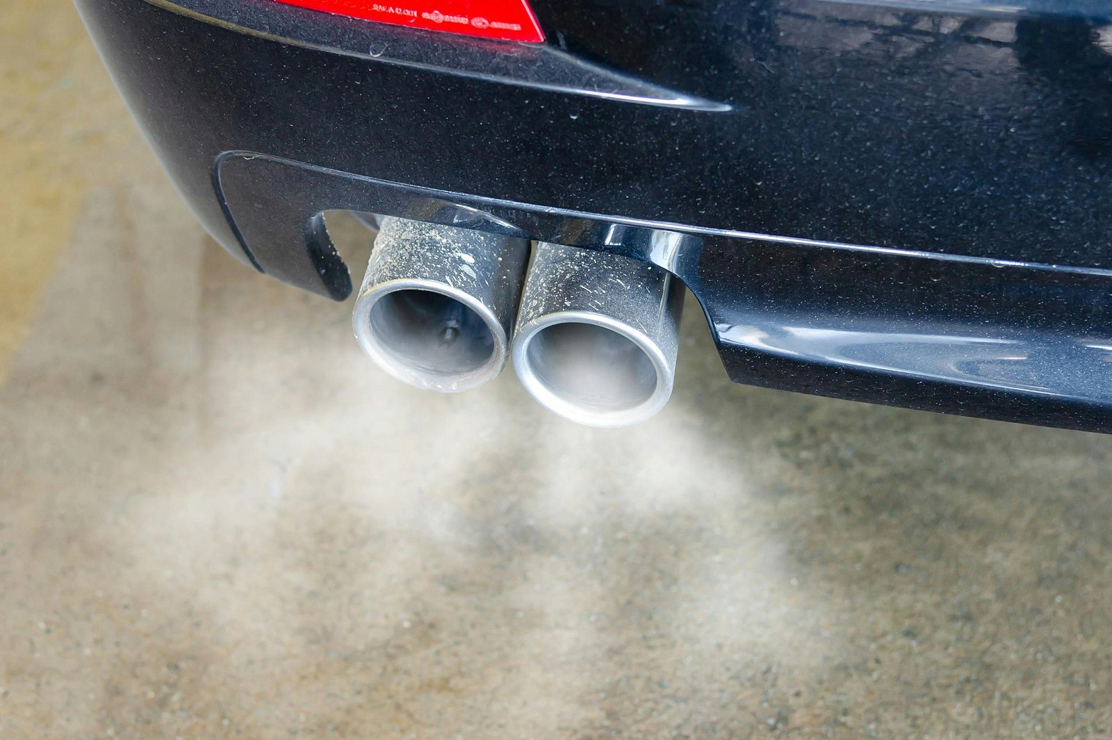 New Report Shows Vehicle Emissions Haven't Dropped In More Than A Decade