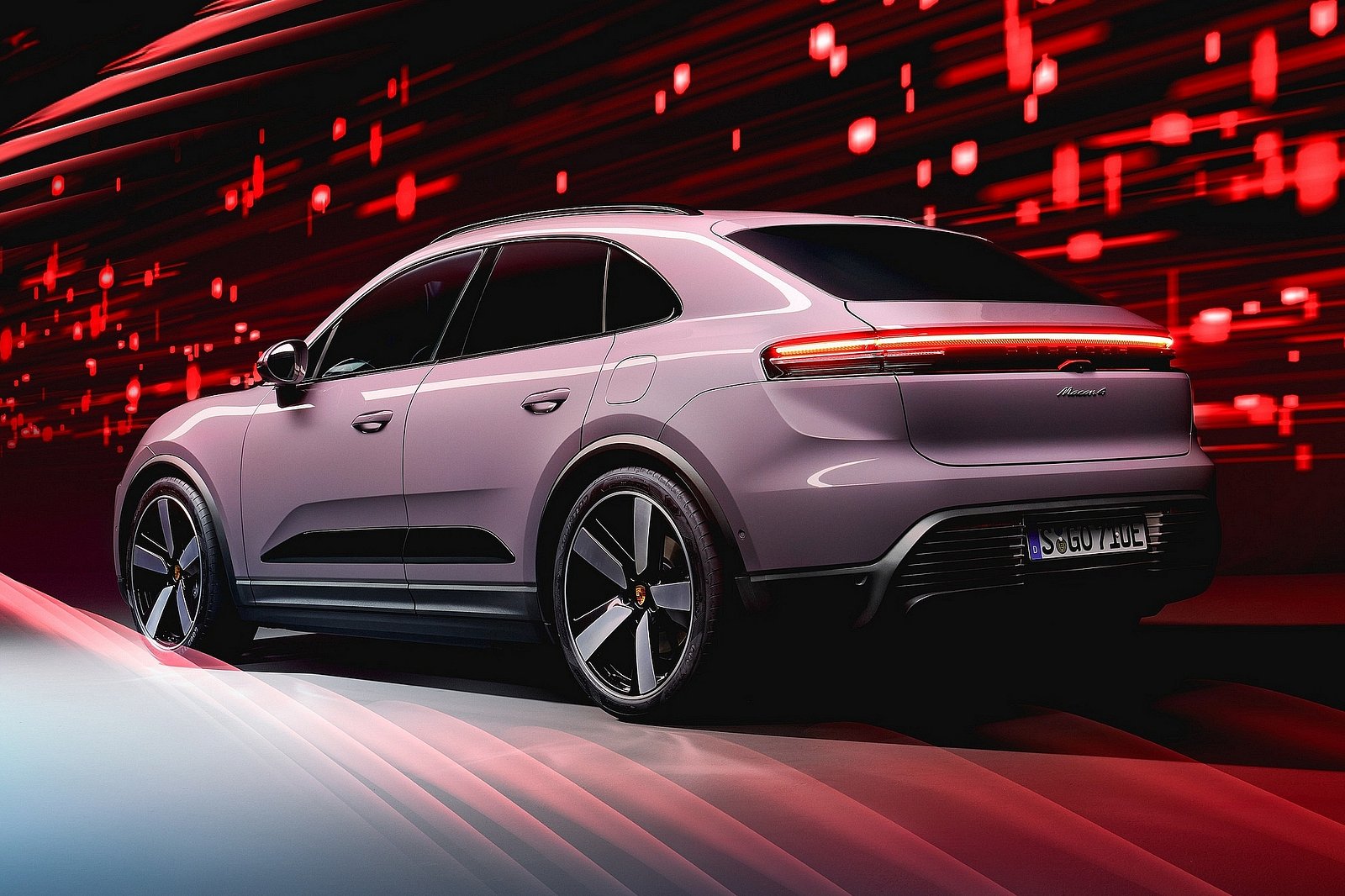 5 Coolest Features Of The 2024 Porsche Macan EV